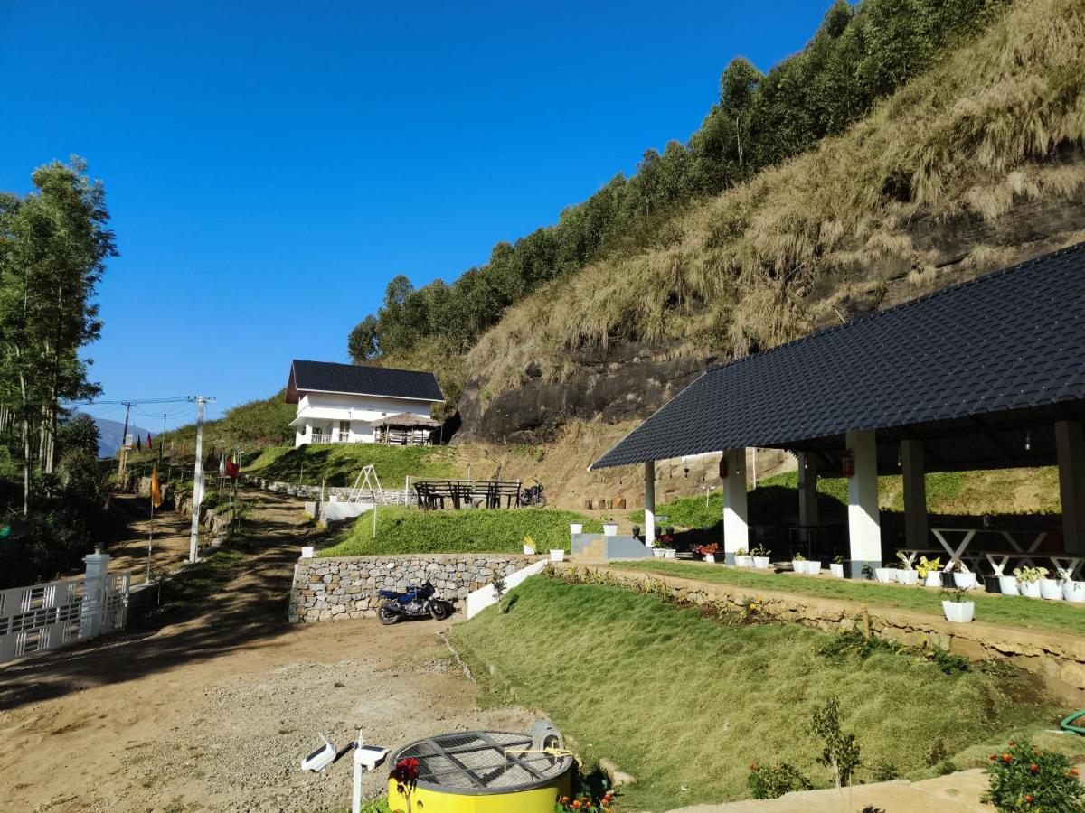 Happy Holidays Resort Kanthalloor Extérieur photo