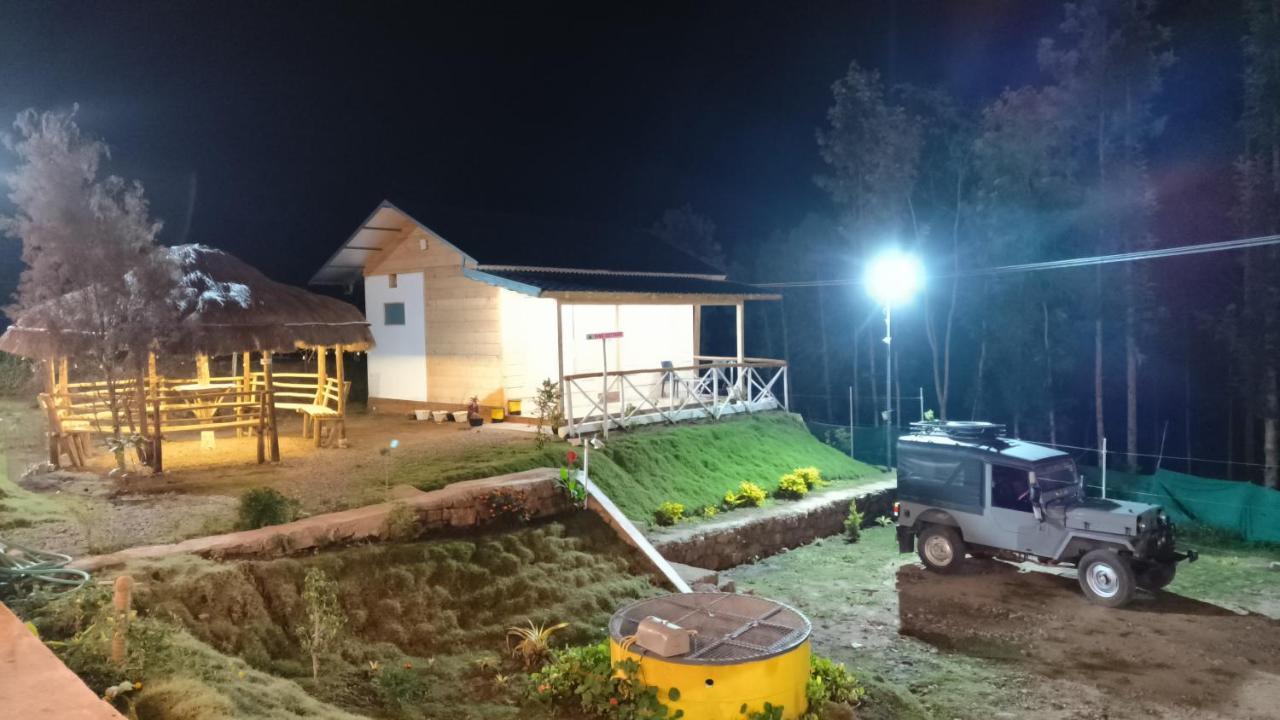 Happy Holidays Resort Kanthalloor Extérieur photo